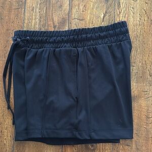 Yogalicious Black Athletic Shorts with Elastic Waistband